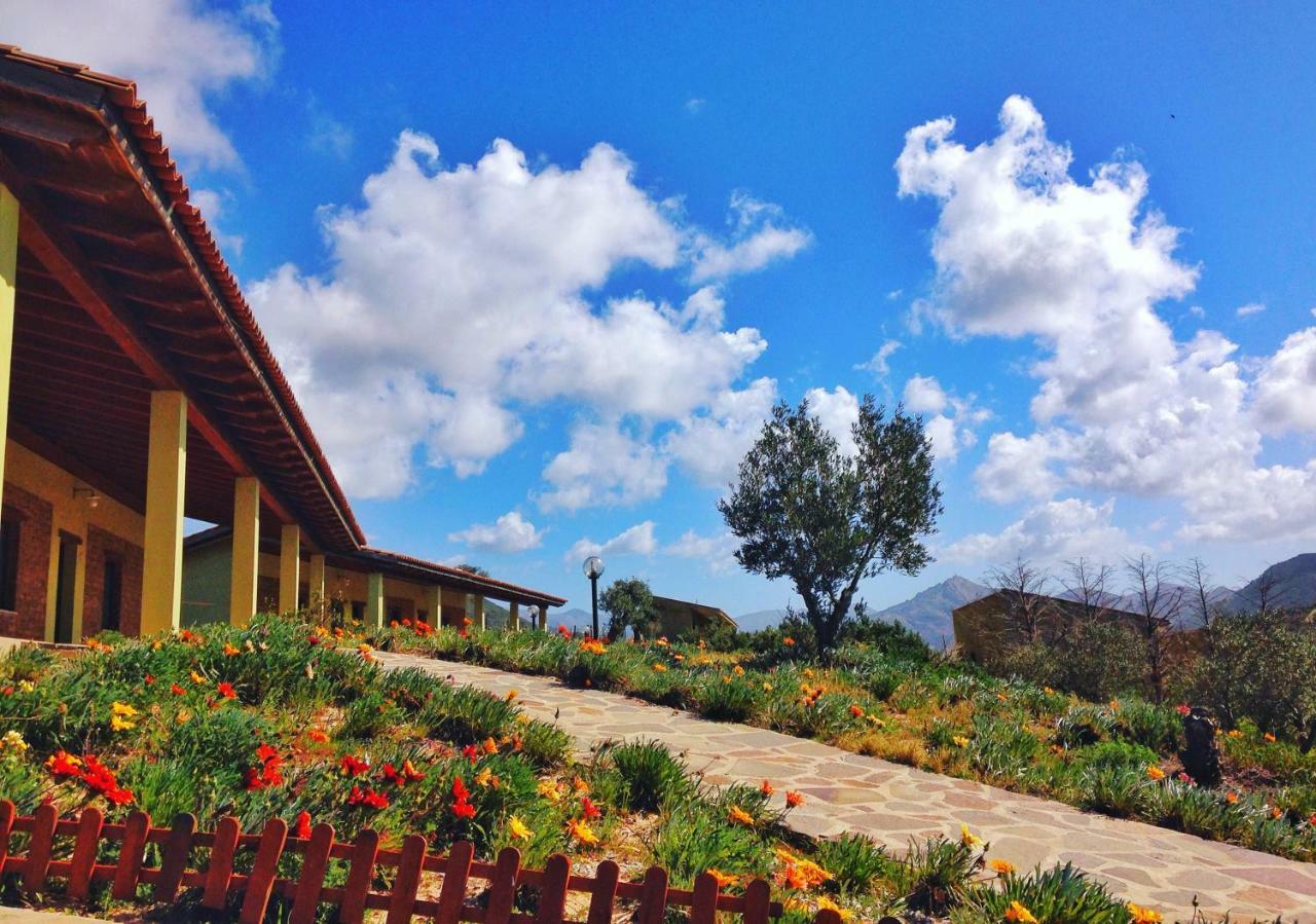 Agriturismo Il Ginepro Fluminimaggiore Eksteriør billede